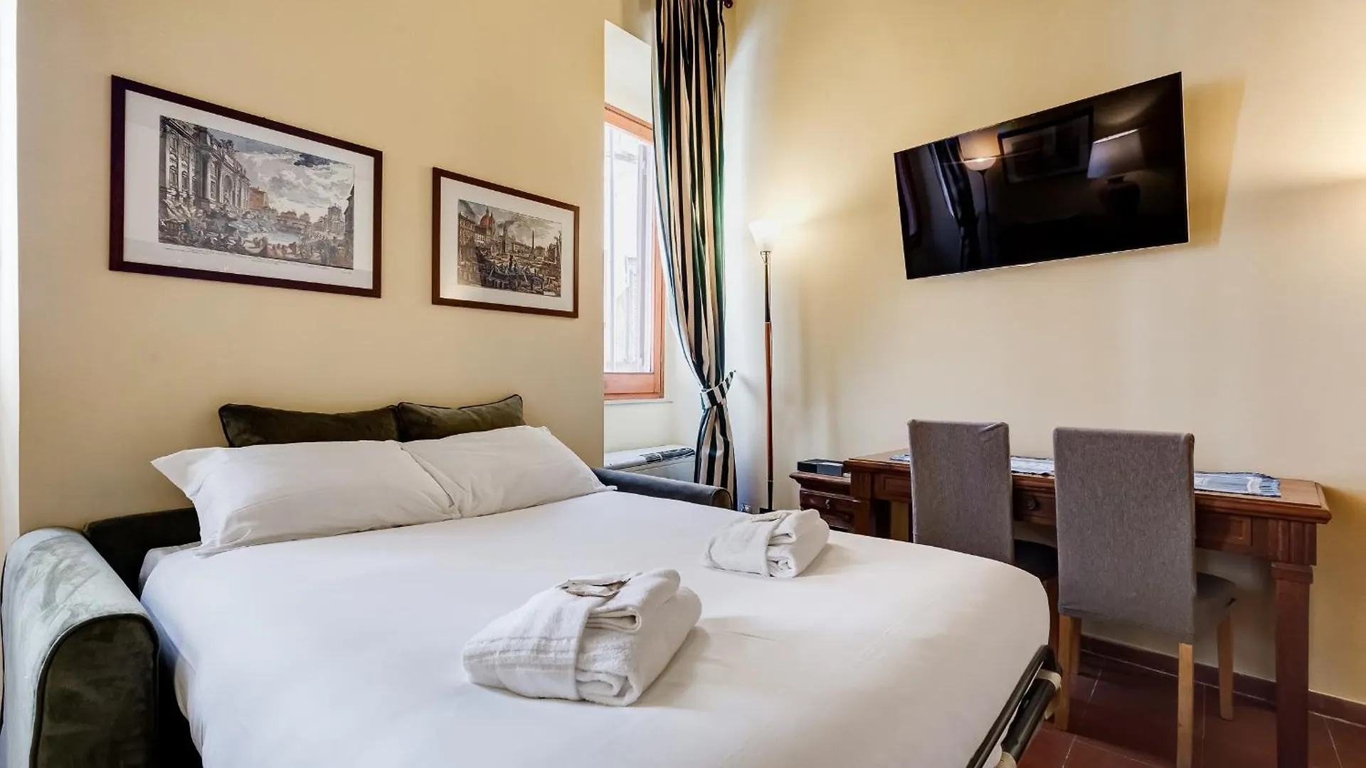Apartment Beautiful Studio Near Piazza Navona Rome